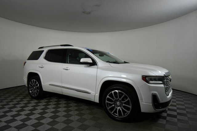 2021 Gmc Acadia Denali photo 3