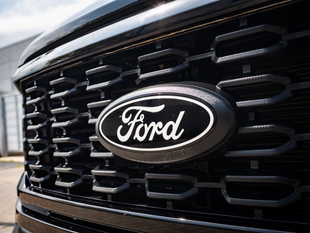 2024 Ford F-150 STX photo 3