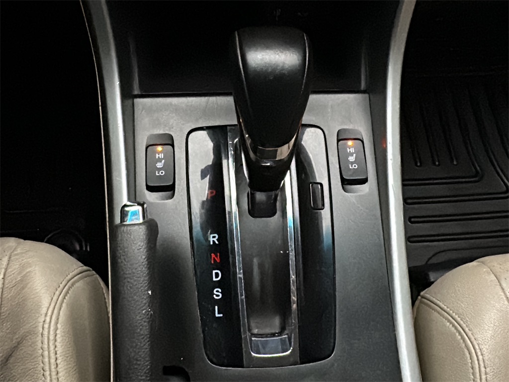 2013 Honda Accord EX-L photo 25