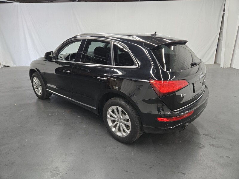 2015 Audi Q5 Premium Plus photo 2