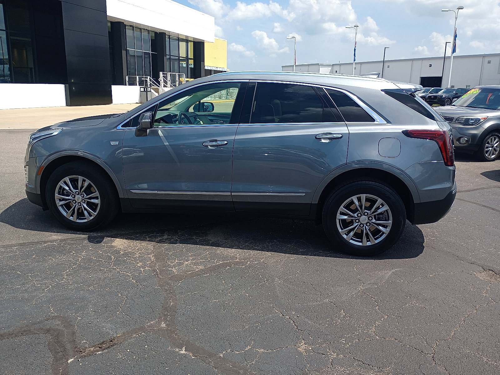 2021 Cadillac XT5 Premium Luxury photo 4