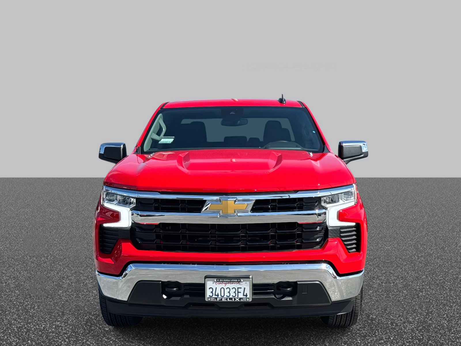 2025 Chevrolet Silverado 1500 LT photo 2