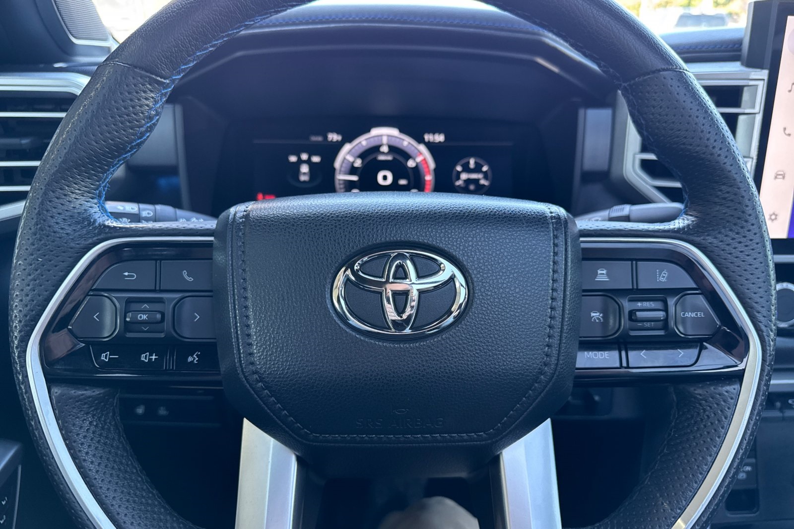 2022 Toyota Tundra Platinum photo 21
