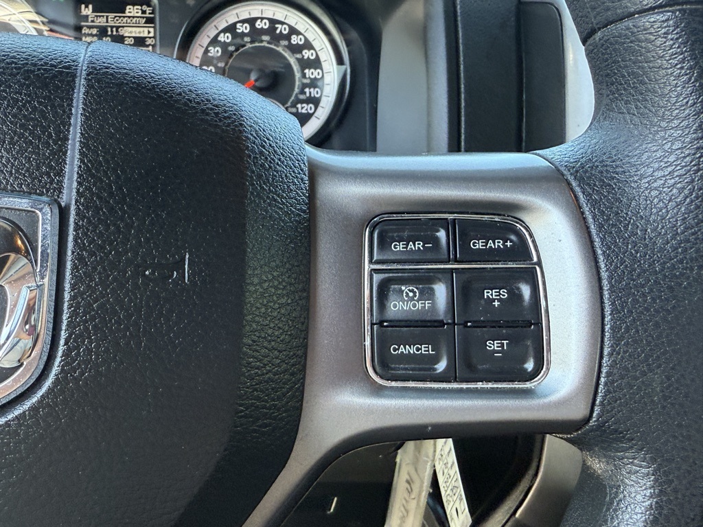 2022 Ram 1500 Classic Warlock photo 16