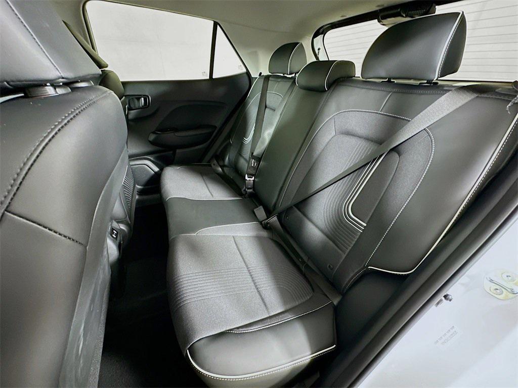 2025 Hyundai Venue Limited photo 14