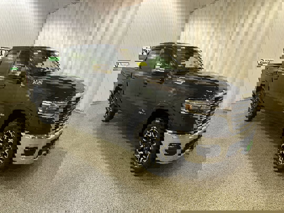 2026 RAM Ram 1500 Pickup Laramie's photo