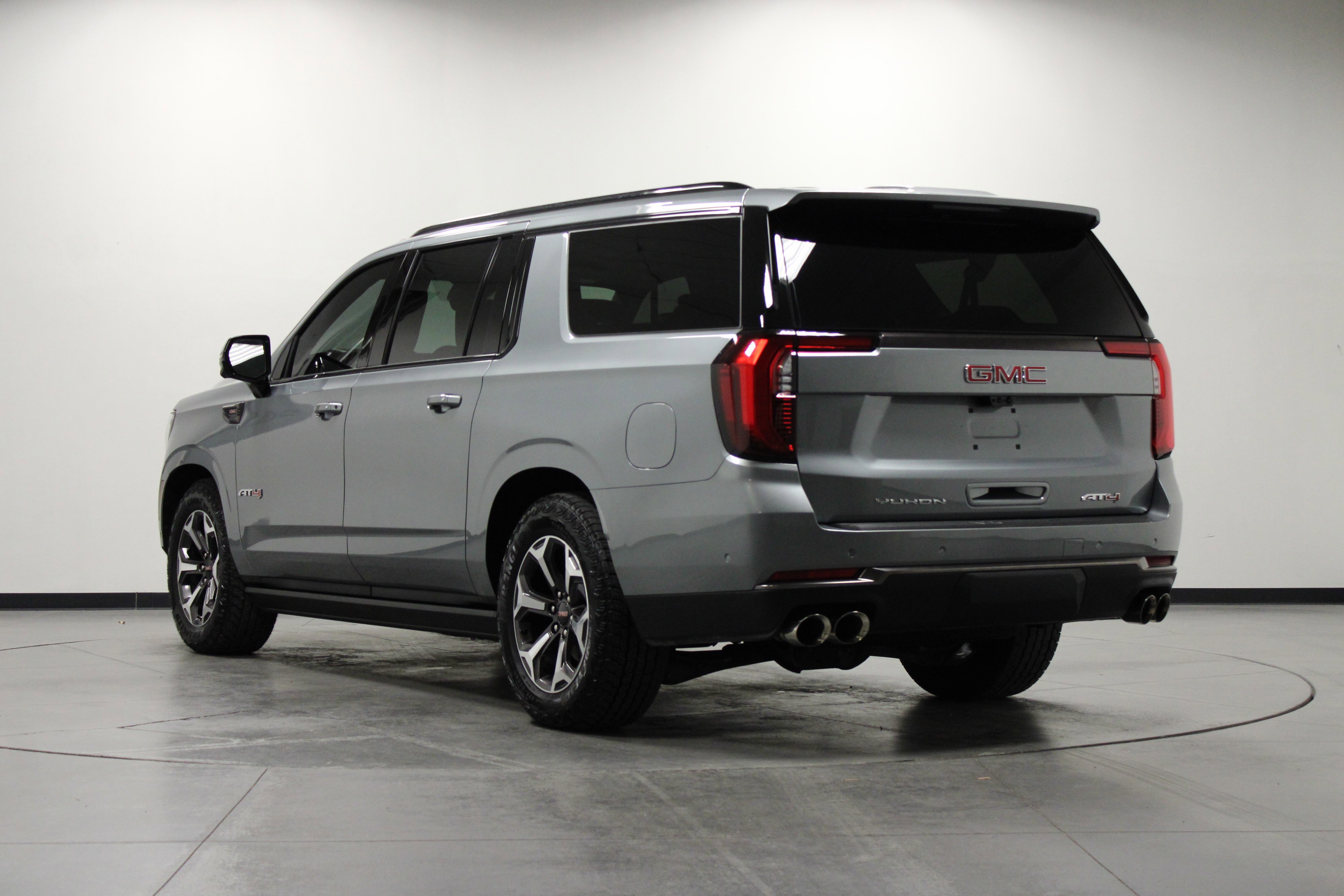2025 Gmc Yukon XL AT4 Ultimate photo 4