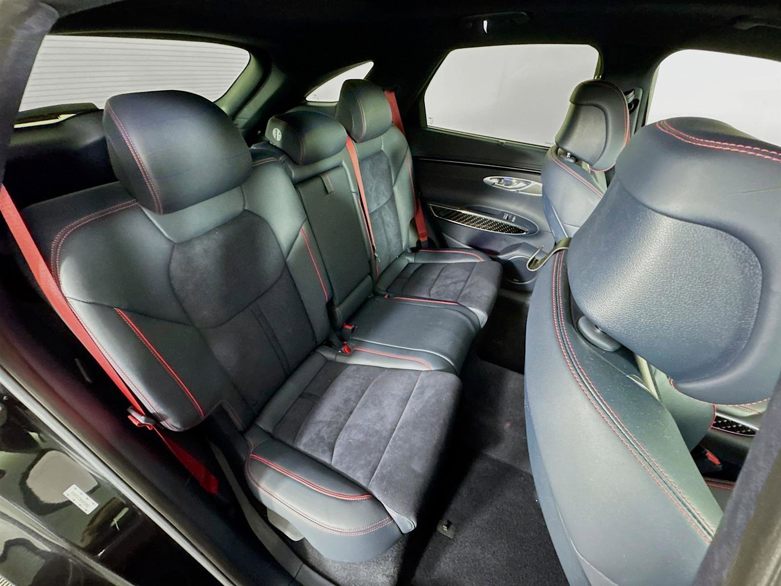 2022 Genesis GV70 3.5T Sport Prestige photo 28