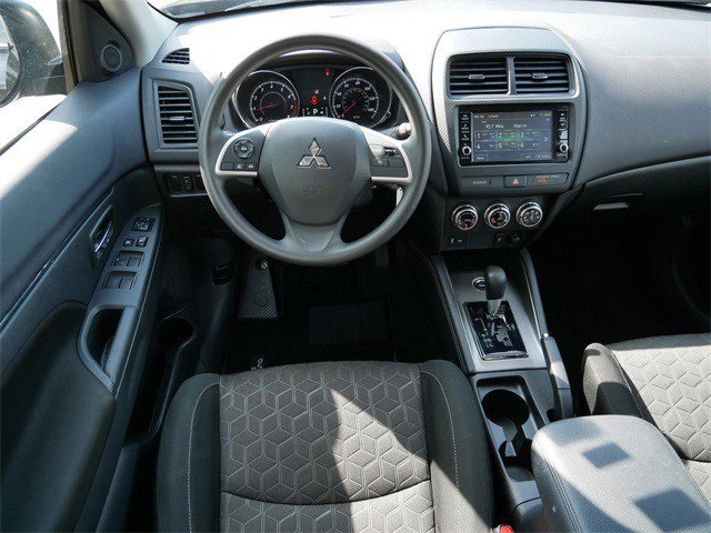 2024 Mitsubishi Outlander Sport ES photo 9