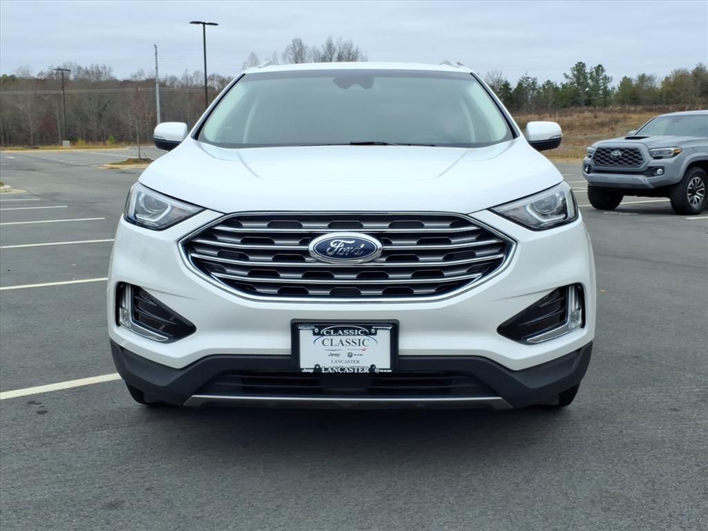 2019 Ford Edge SEL photo 2