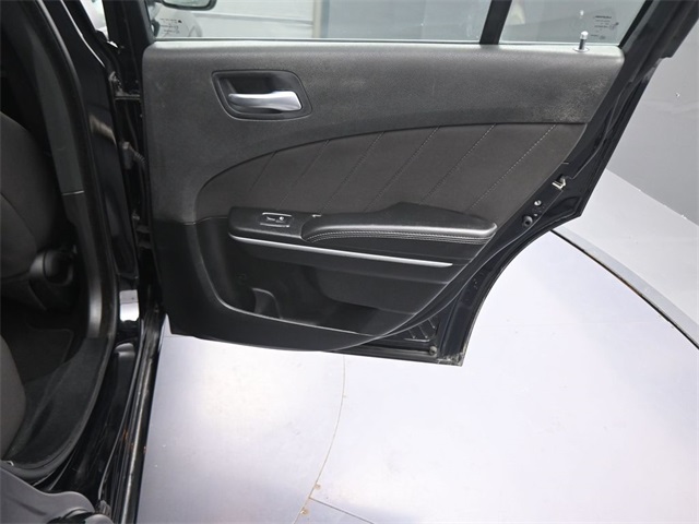 2023 Dodge Charger SXT photo 13