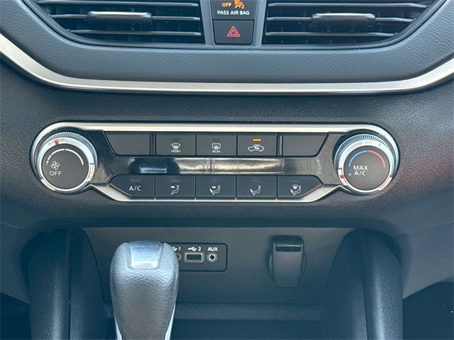2022 Nissan Altima 2.5 SV photo 27