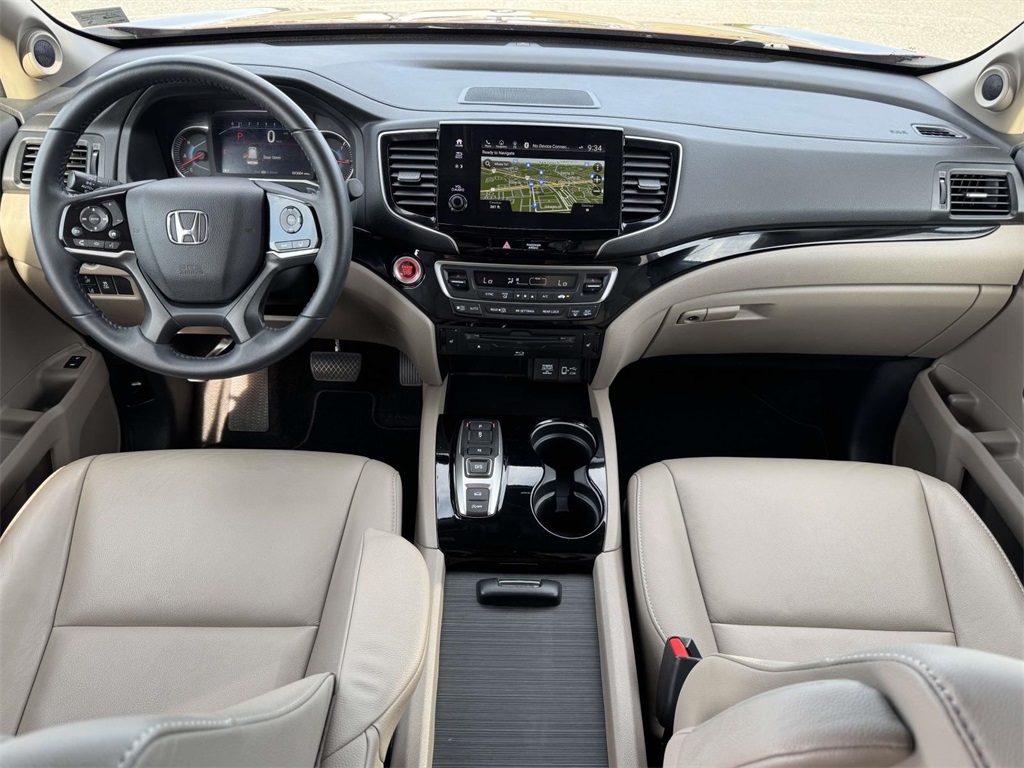 2022 Honda Pilot Touring photo 17