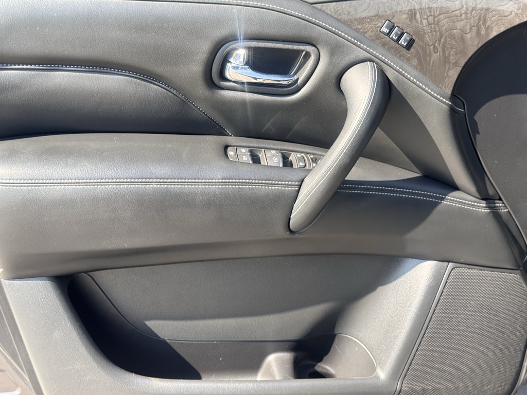 2024 Infiniti QX80 Luxe photo 15