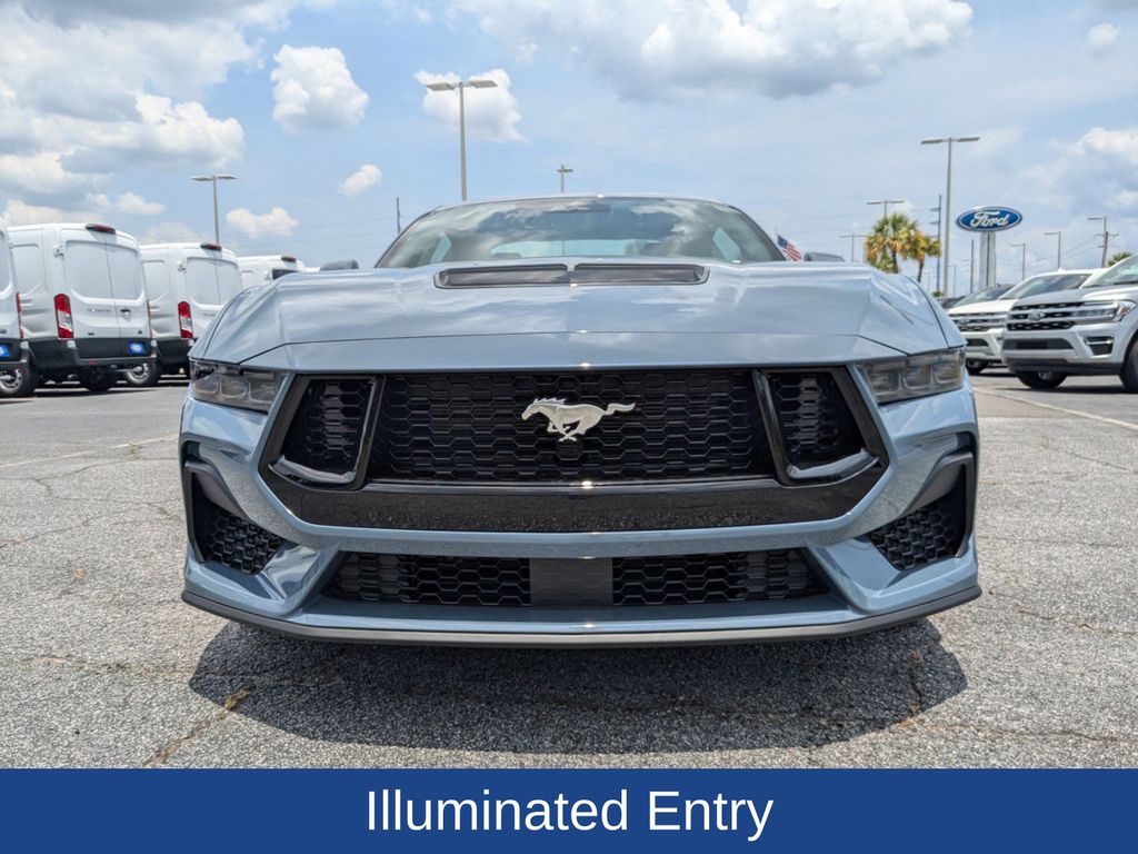 2025 Ford Mustang GT Premium photo 9