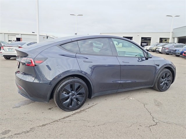 Used 2024 Tesla Model Y Long Range with VIN 7SAYGDEE3RF133752 for sale in Broken Arrow, OK