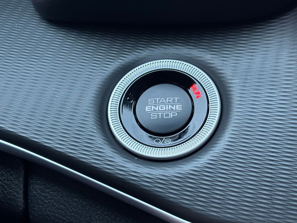 2025 Jeep Grand Cherokee Altitude X photo 17