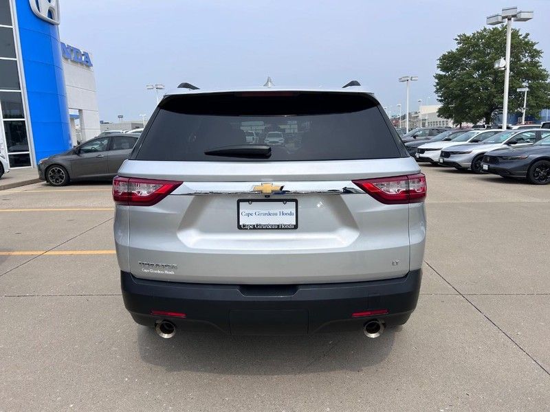 2019 Chevrolet Traverse Cloth photo 2
