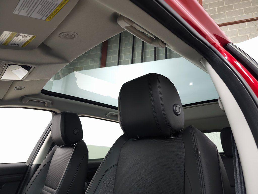 2025 LAND ROVER DISCOVERY SPORT - Image 19