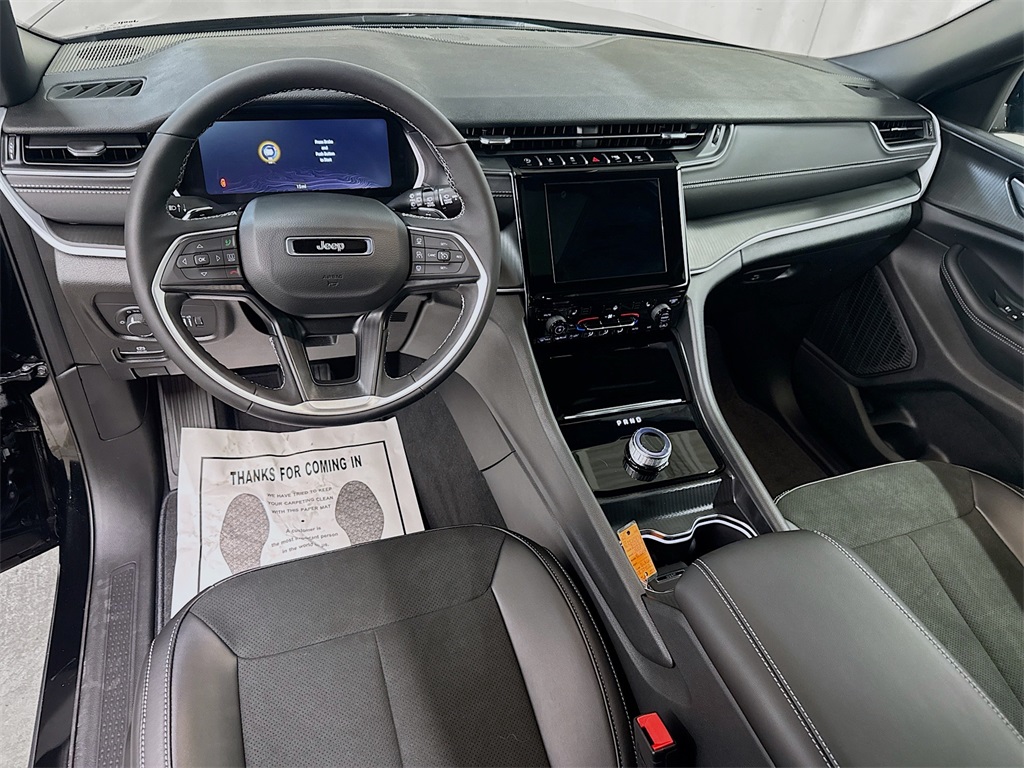 2025 Jeep Grand Cherokee Altitude X photo 8