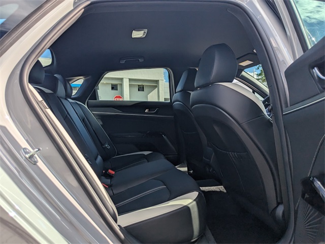 2025 Kia K5 GT-Line photo 14