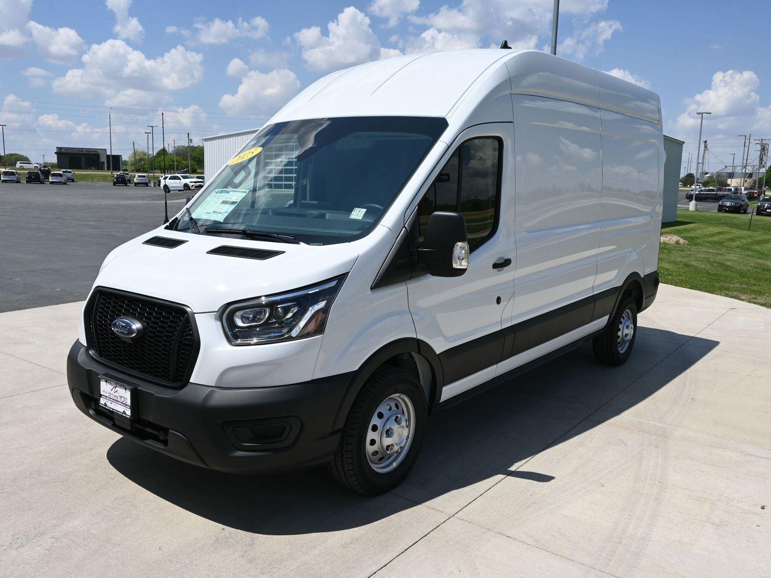 2025 Ford Transit Van Base's photo