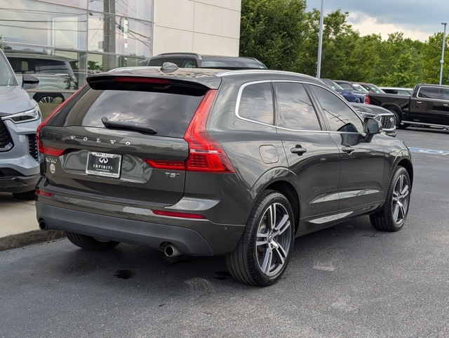 2019 Volvo XC60 T5 Momentum photo 6