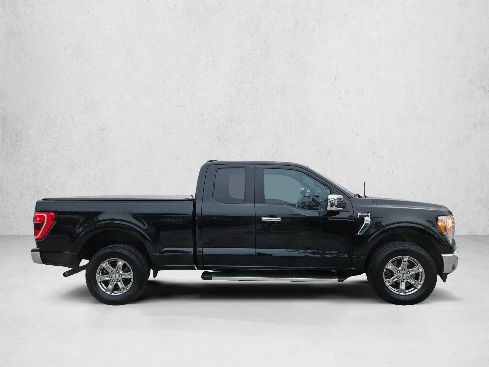 2021 Ford F-150 XLT photo 4