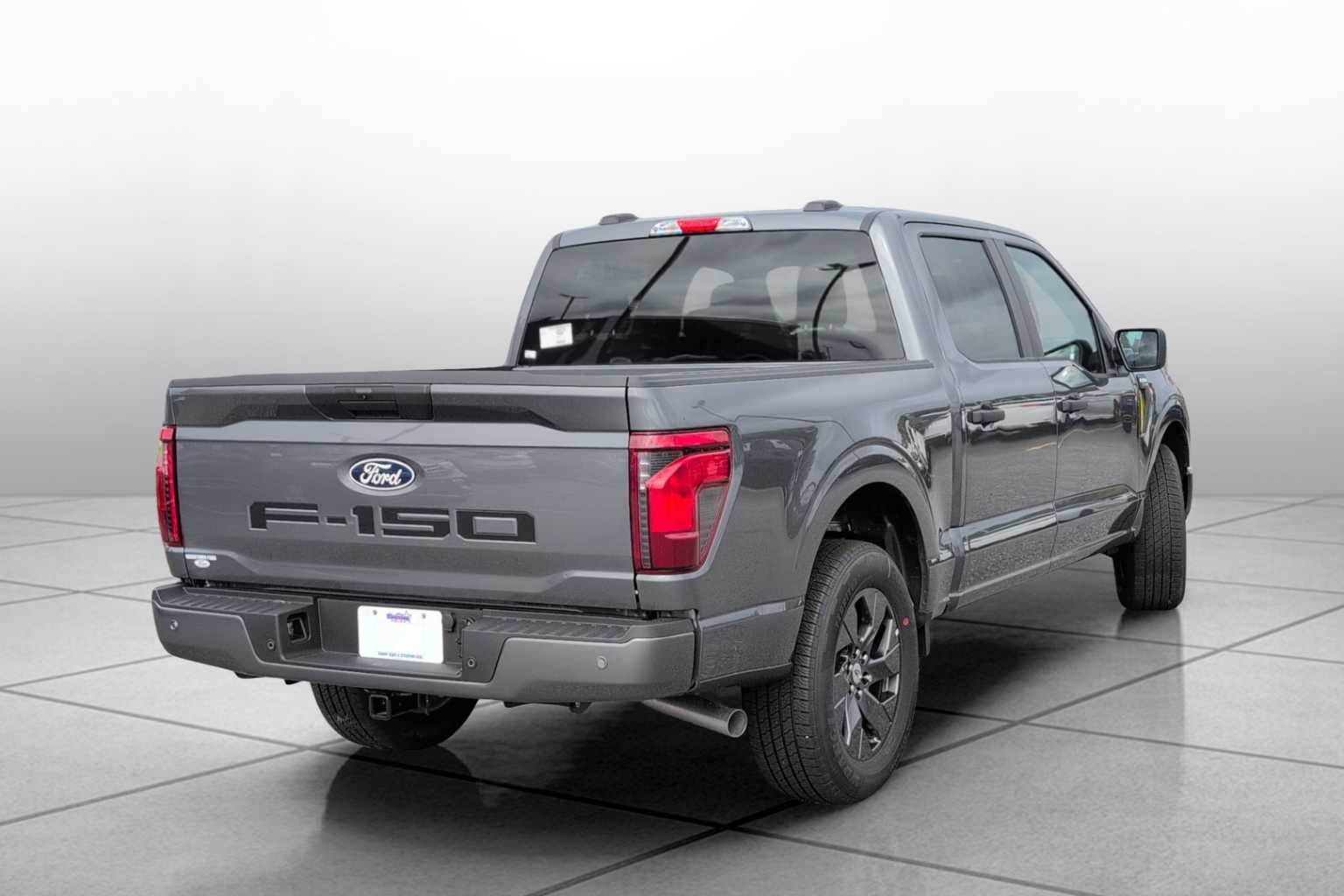2025 Ford F-150 STX photo 4