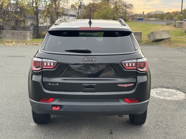 2020 Jeep Compass Trailhawk photo 2