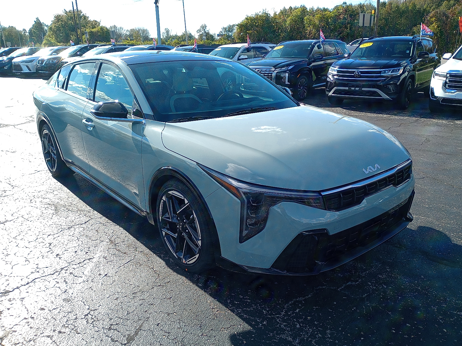 2025 Kia K4 GT-Line's photo