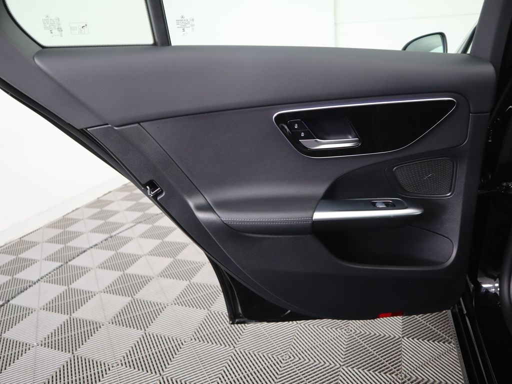 2025 Mercedes Benz C 300 photo 25