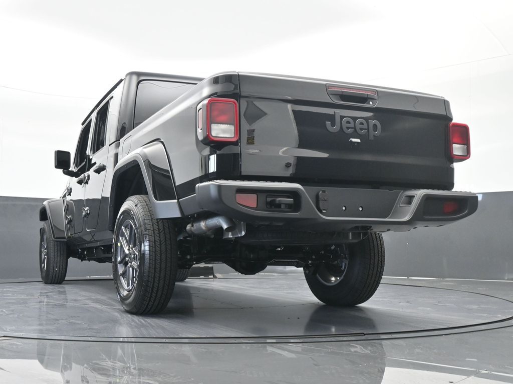 2025 Jeep Gladiator Sport S photo 49
