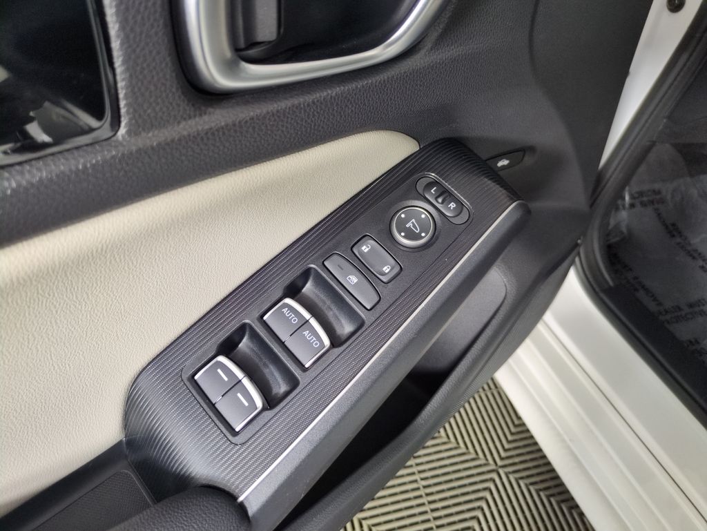 2023 Honda Civic Touring photo 11
