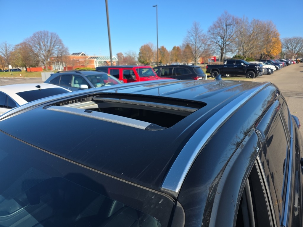 2020 Toyota Highlander XLE photo 3