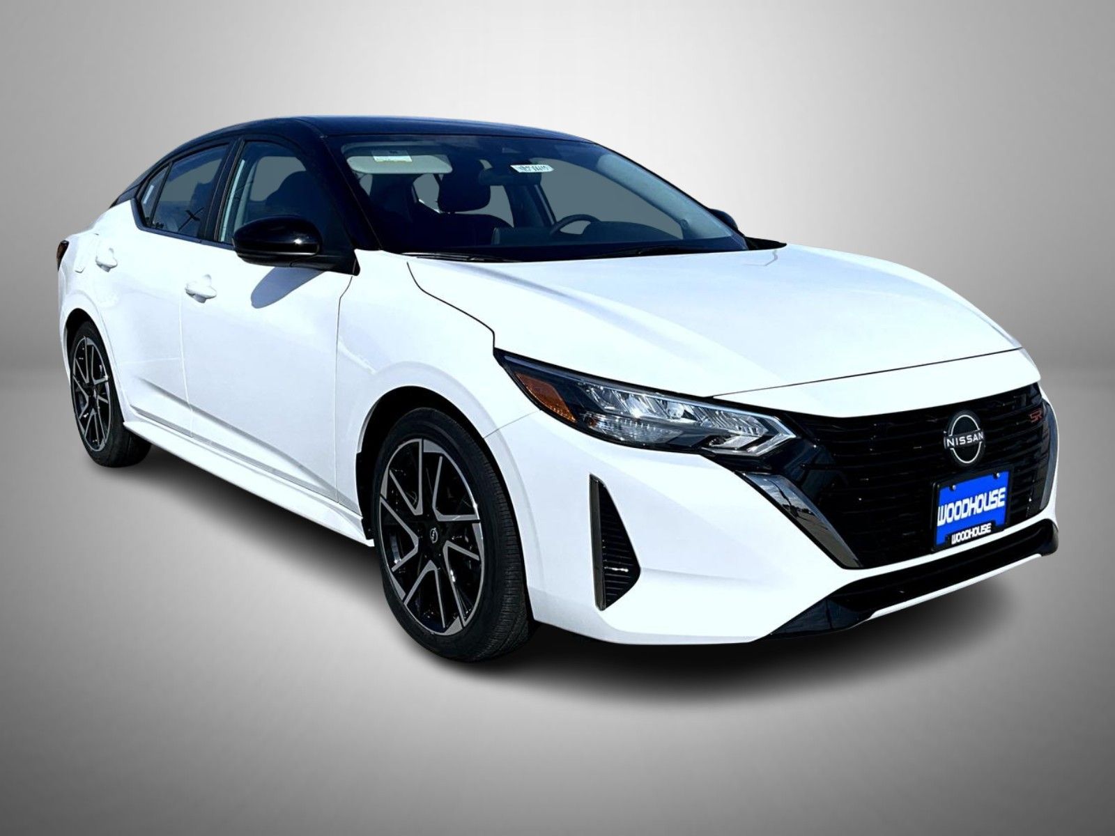 2025 Nissan Sentra SR photo 3