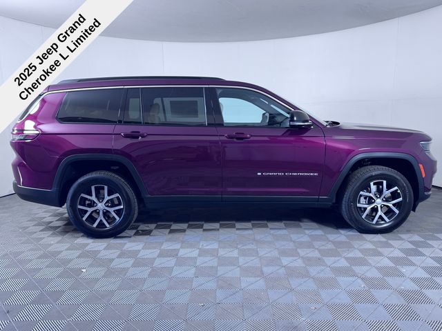 2025 Jeep Grand Cherokee Limited photo 6