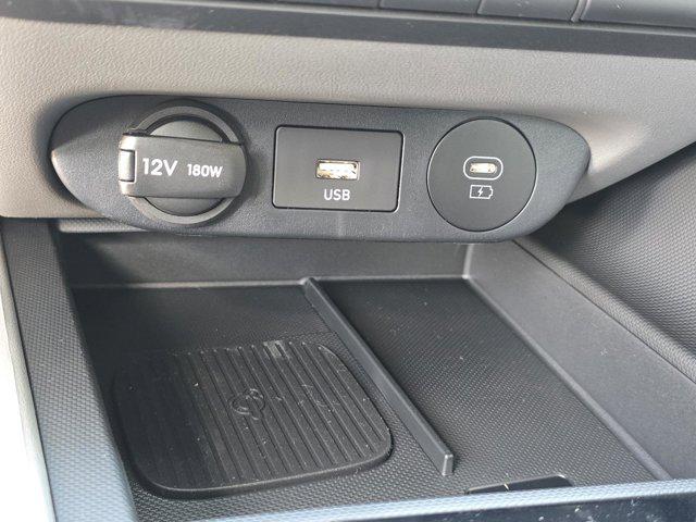 2025 Hyundai Elantra SEL Convenience photo 19