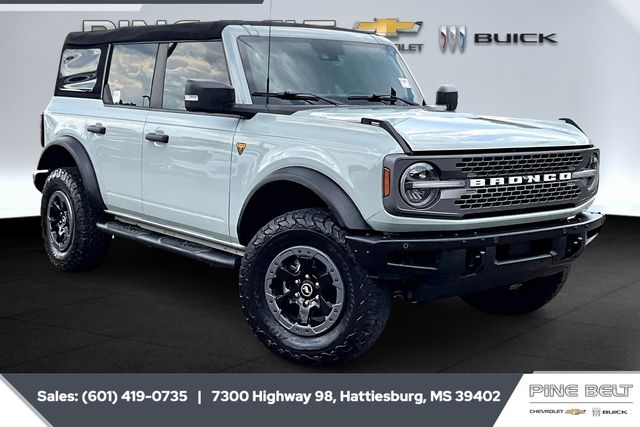 2022 Ford Bronco 4-Door Badlands's photo