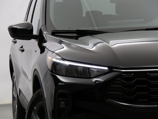 2025 Ford Escape Hybrid ST-Line Select photo 4