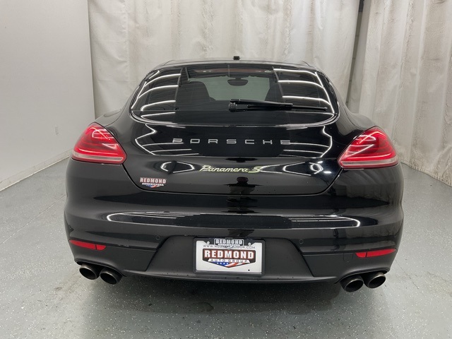2016 Porsche Panamera E-Hybrid S photo 6