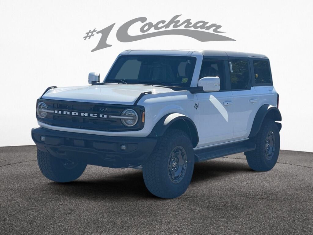 2025 Ford Bronco Outer Banks photo 3