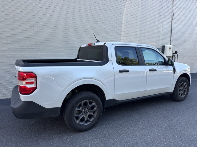 2024 Ford Maverick XLT photo 2