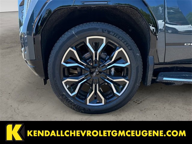 2025 Gmc Sierra EV Denali photo 14