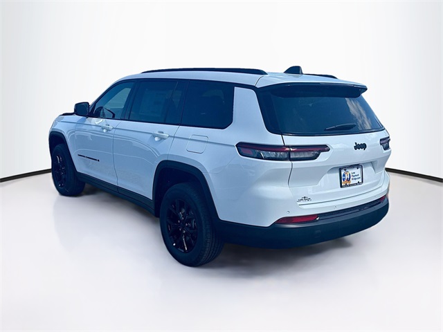 2025 Jeep Grand Cherokee Altitude X photo 3