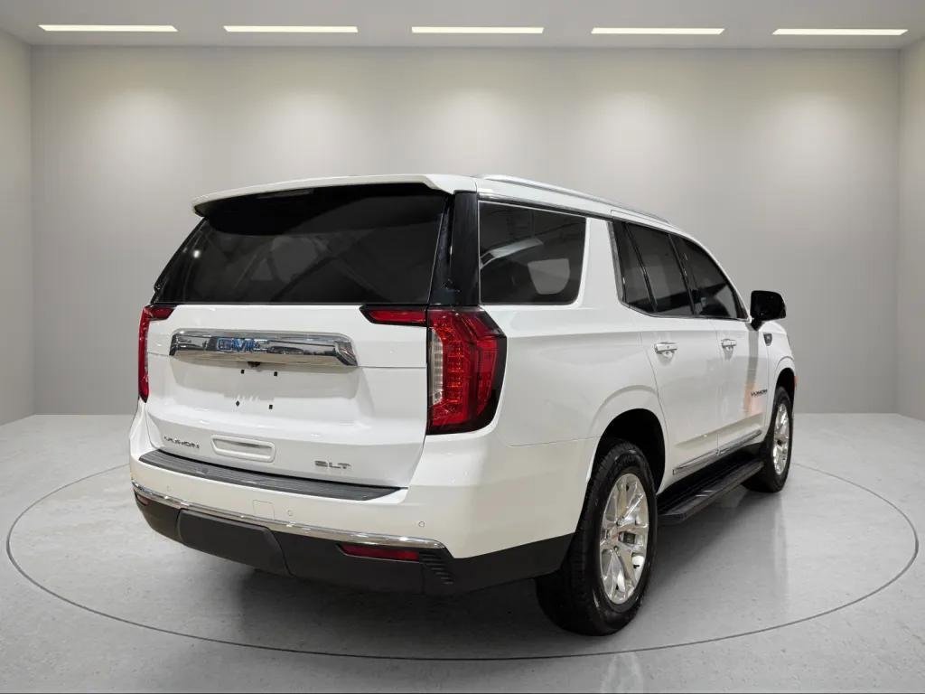 2024 Gmc Yukon SLT photo 2