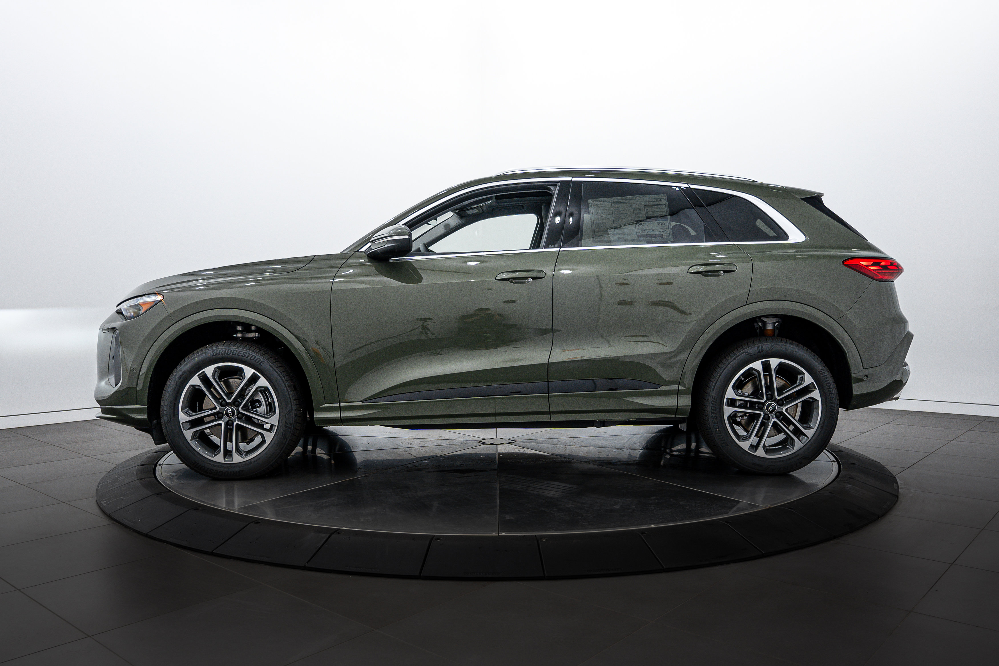 2025 Audi Q5 Premium Plus photo 7
