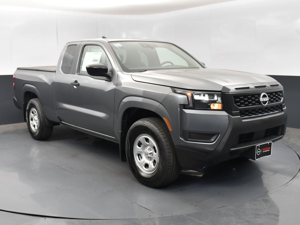 2026 Nissan Frontier S's photo