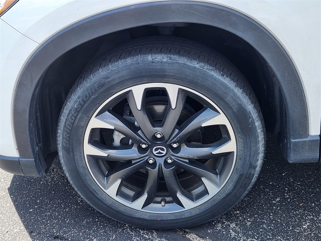 2016 Mazda CX-5 Grand Touring photo 5