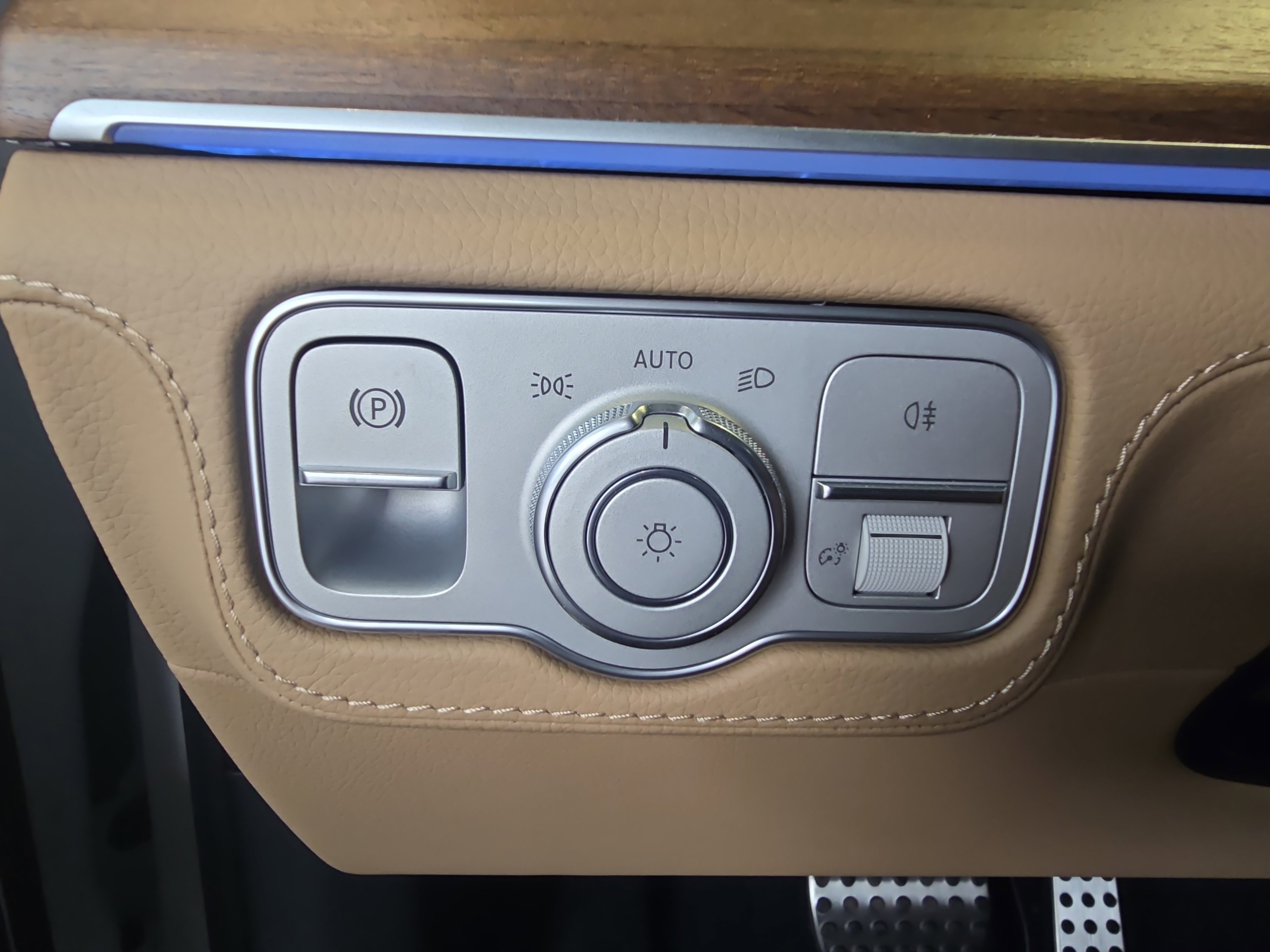 2025 Mercedes Benz GLS 580 4MATIC photo 19